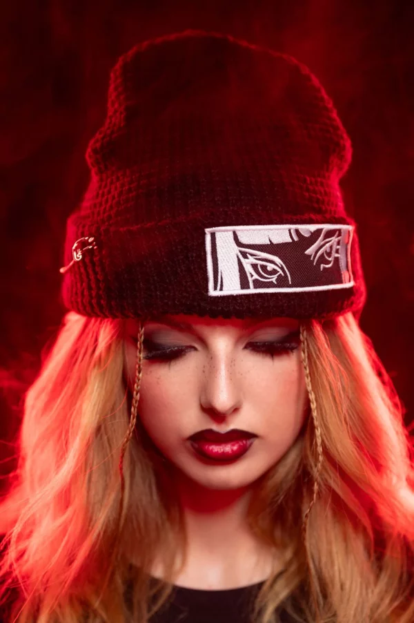 Devil's Gaze Beanie Bold